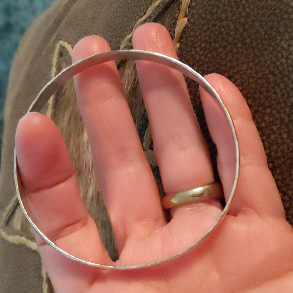 VINTAGE 🔥 Mexican Sterling Silver Bangle - Picture 4 of 8